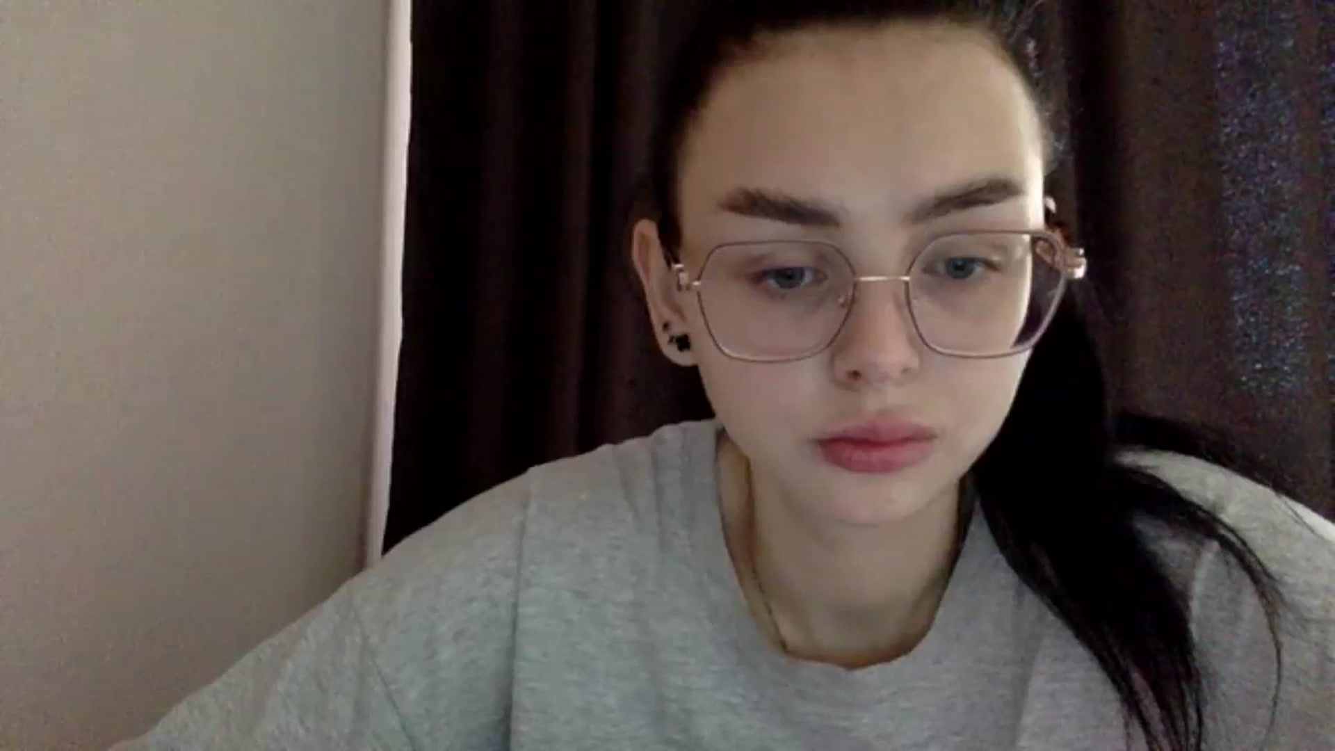 Gallery image thumbnail from EmilyJones's myfreecams stream on, 01/09/2025, 13:46 image 18 of 20