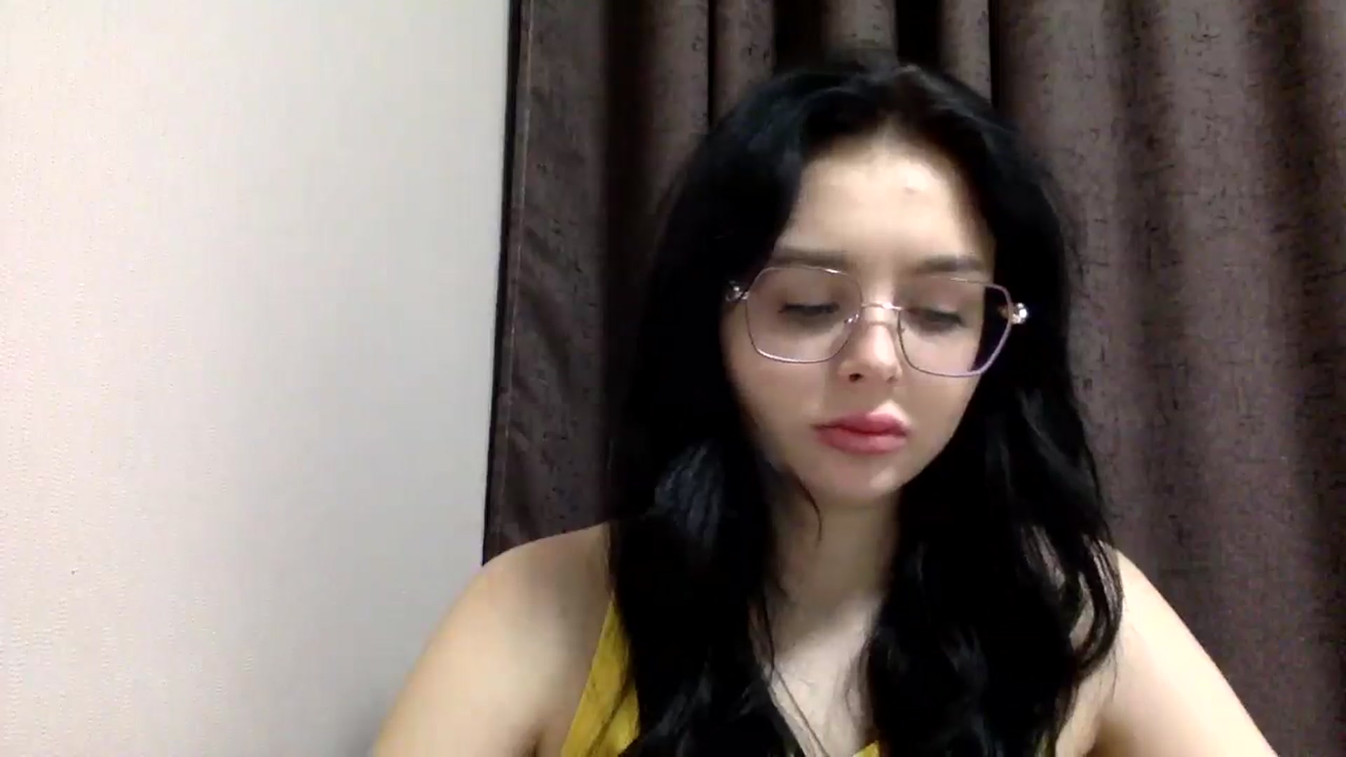 Gallery image thumbnail from EmilyJones's myfreecams stream on, 01/21/2025, 14:49 image 13 of 20