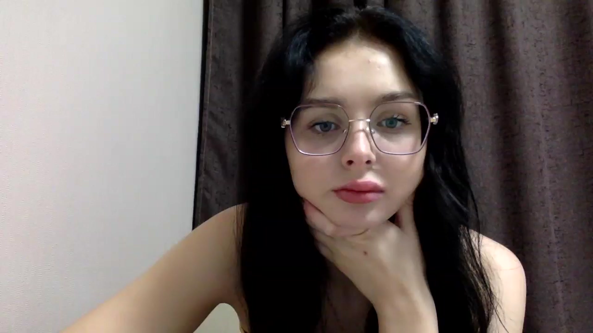 Gallery image thumbnail from EmilyJones's myfreecams stream on, 01/21/2025, 14:49 image 1 of 20