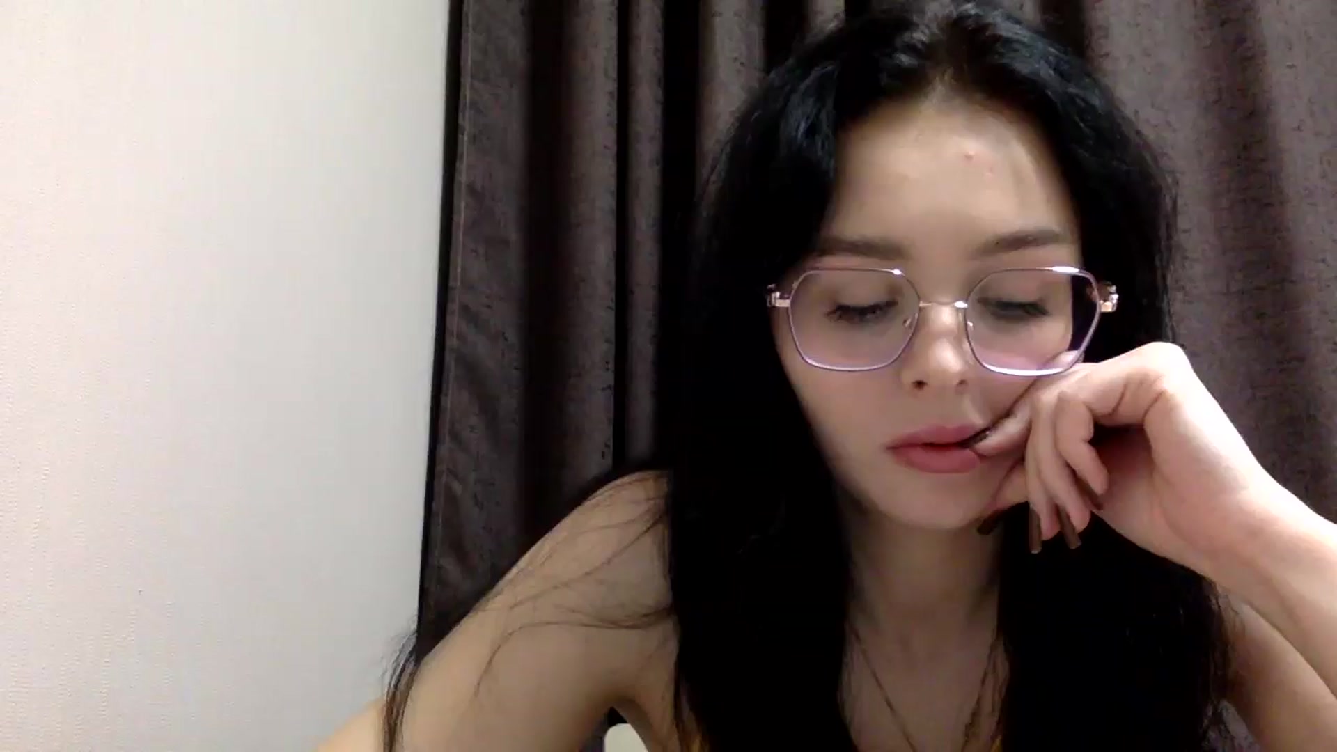 Gallery image thumbnail from EmilyJones's myfreecams stream on, 01/21/2025, 15:12 image 17 of 20