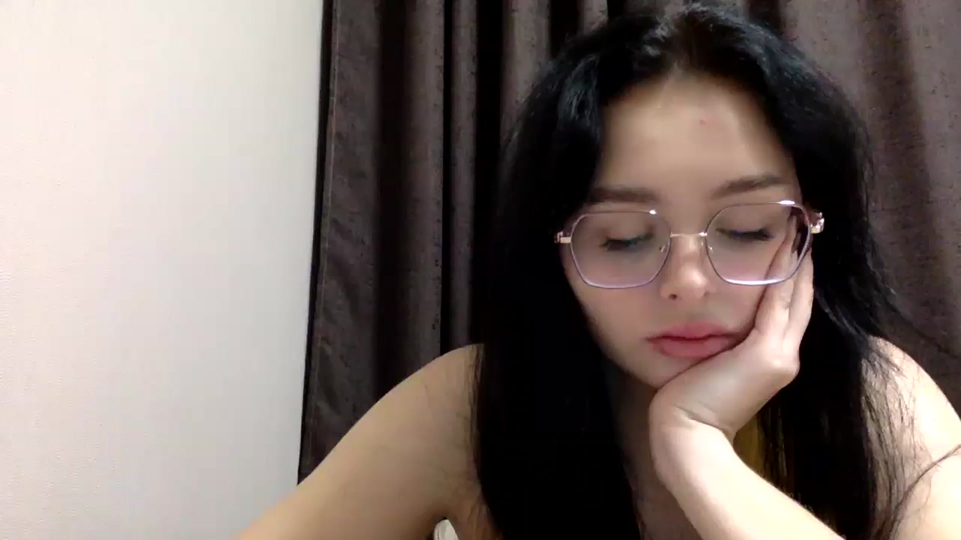 Gallery image thumbnail from EmilyJones's myfreecams stream on, 01/21/2025, 15:12 image 7 of 20
