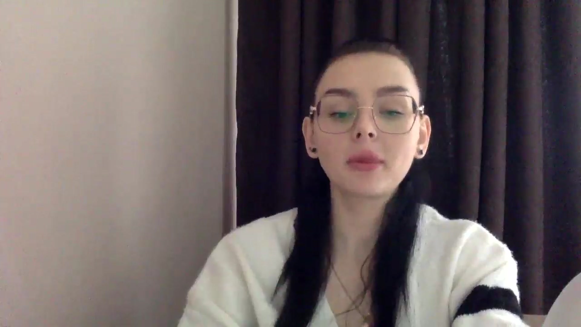 Gallery image thumbnail from EmilyJones's myfreecams stream on, 01/31/2025, 12:08 image 5 of 20