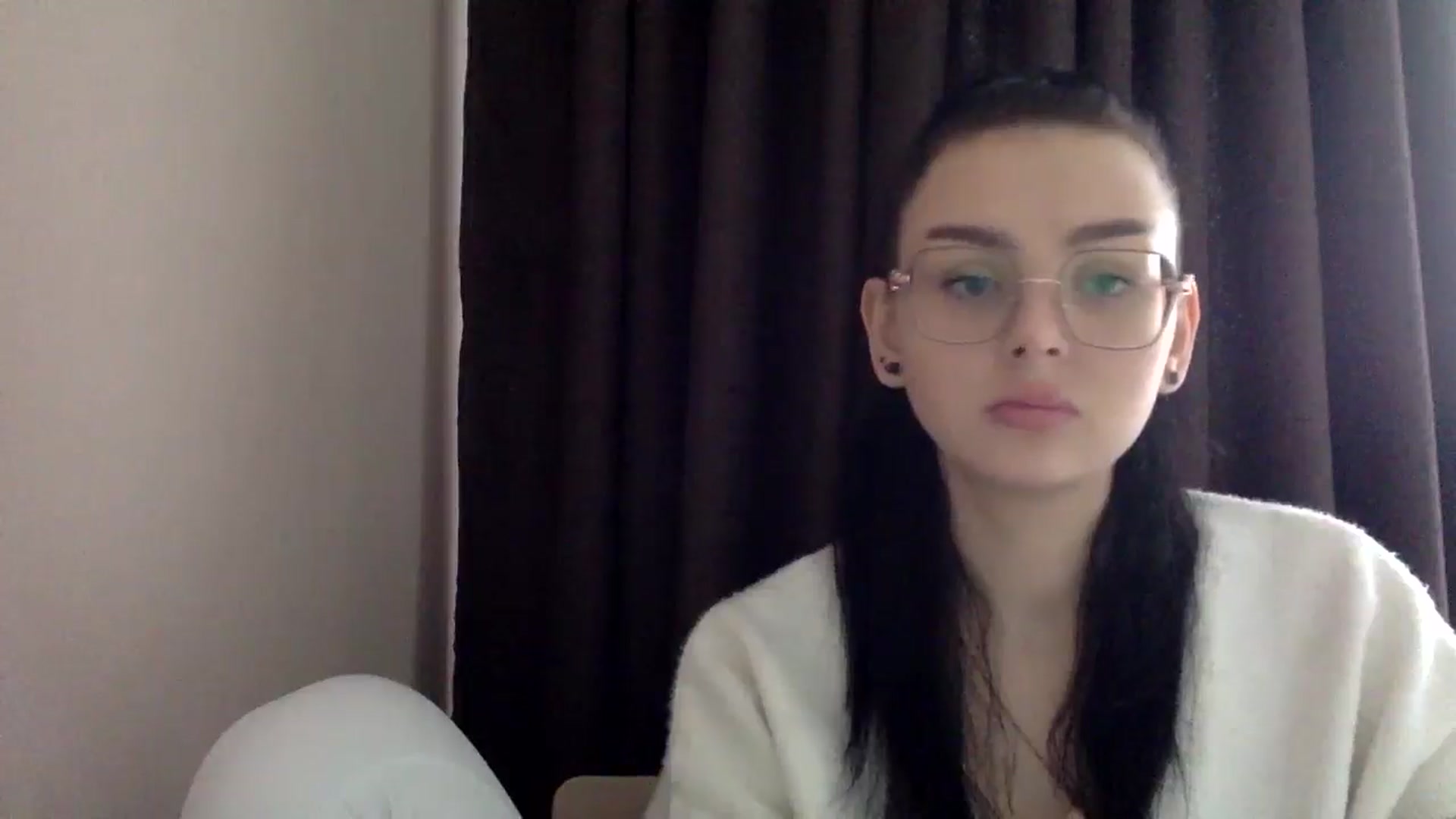 Gallery image thumbnail from EmilyJones's myfreecams stream on, 01/31/2025, 12:08 image 18 of 20