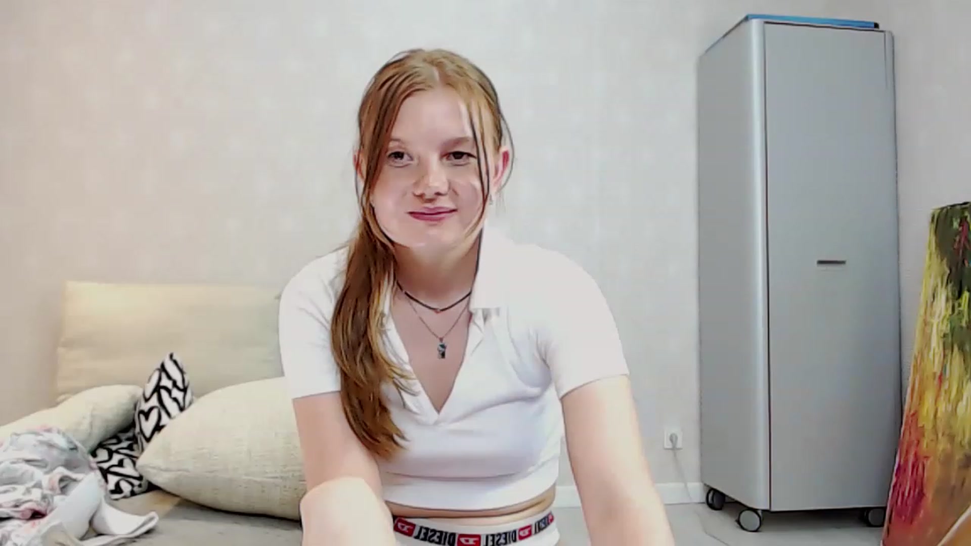 Gallery image thumbnail from EmilyKlar's myfreecams stream on, 07/03/2023, 11:08 image 20 of 20