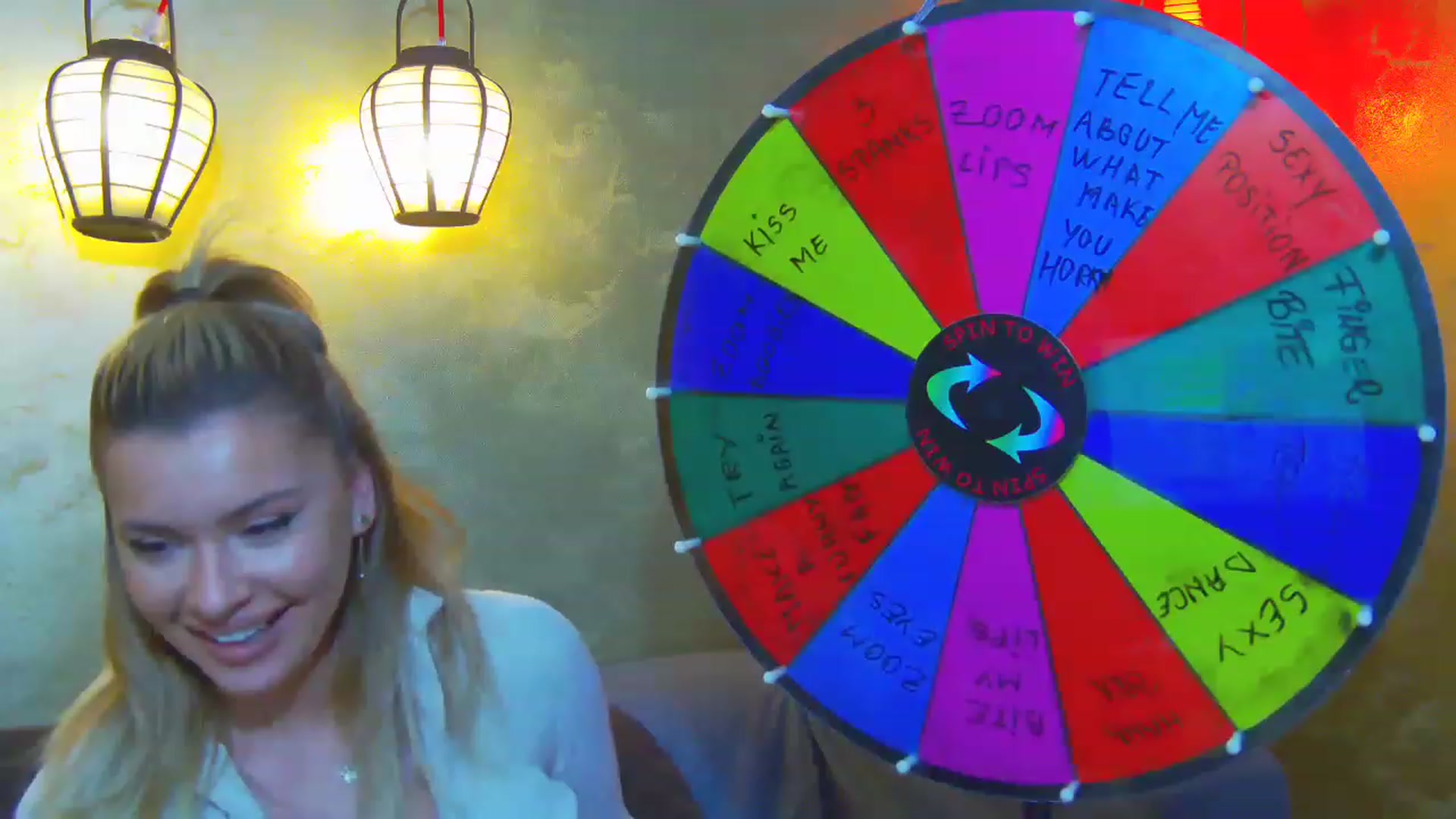 Gallery image thumbnail from EmilyLax's myfreecams stream on, 05/10/2023, 14:31 image 15 of 20