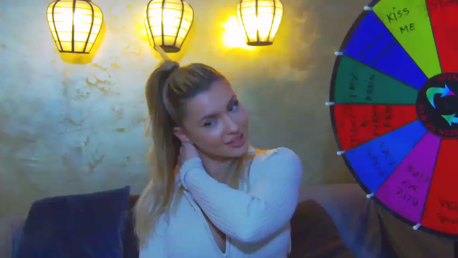 Gallery image thumbnail from EmilyLax's myfreecams stream on, 05/10/2023, 14:31 image 16 of 20