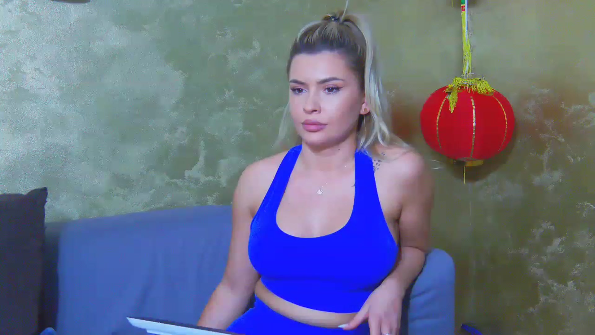 Gallery image thumbnail from EmilyLax's myfreecams stream on, 05/12/2023, 17:39 image 19 of 20
