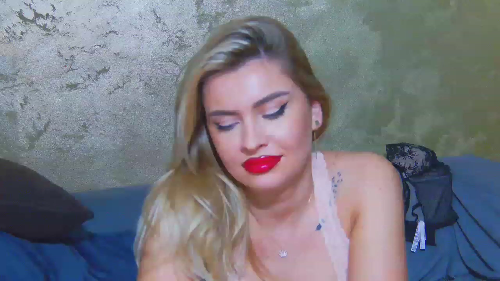 Gallery image thumbnail from EmilyLax's myfreecams stream on, 05/14/2023, 18:51 image 17 of 20