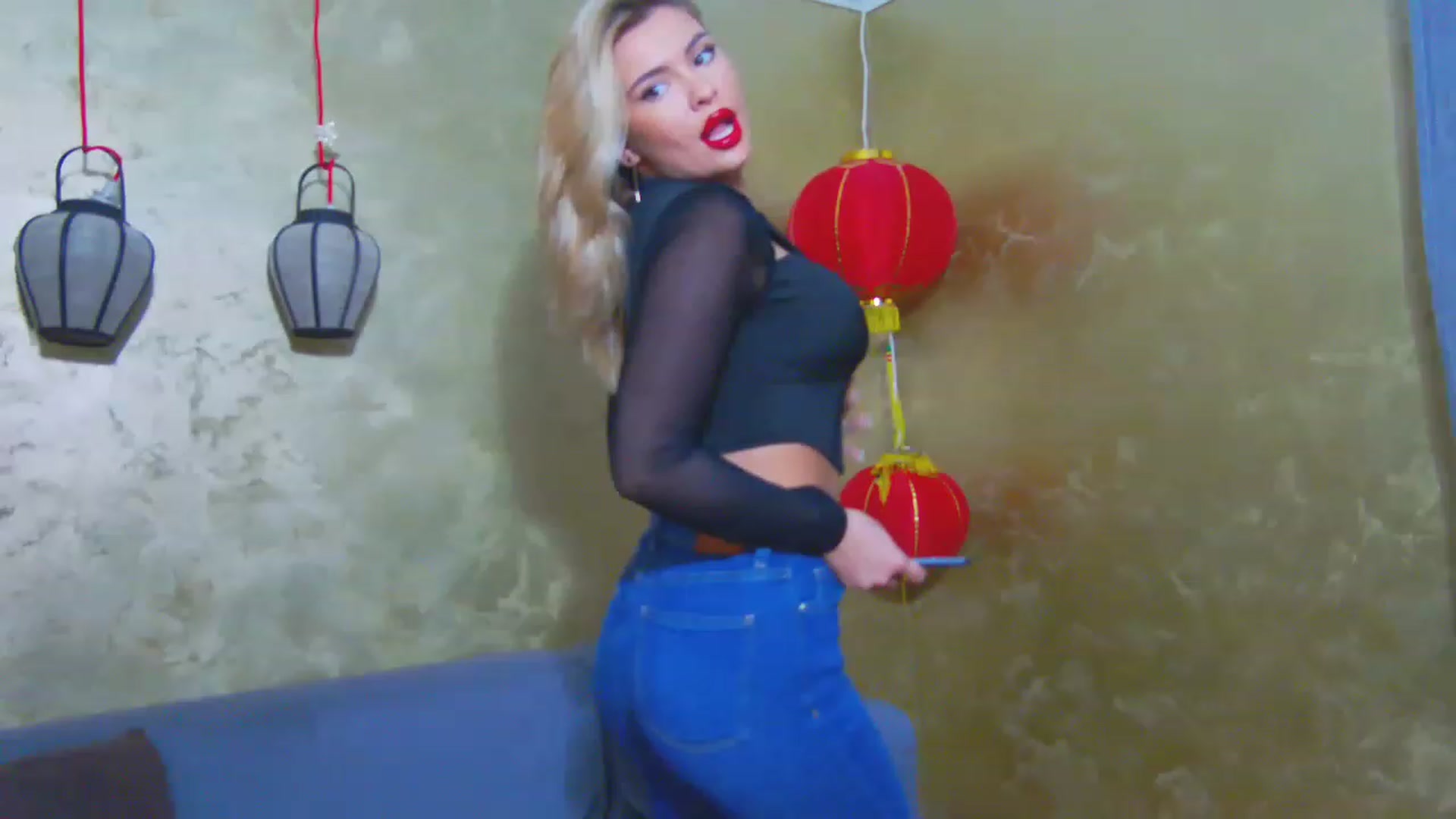 Gallery image thumbnail from EmilyLax's myfreecams stream on, 05/14/2023, 18:51 image 2 of 20