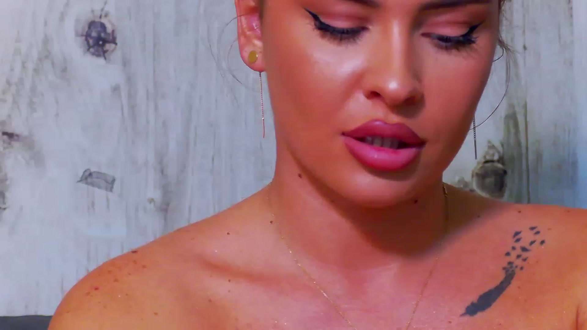 Gallery image thumbnail from EmilyLax's myfreecams stream on, 05/28/2023, 17:30 image 10 of 20