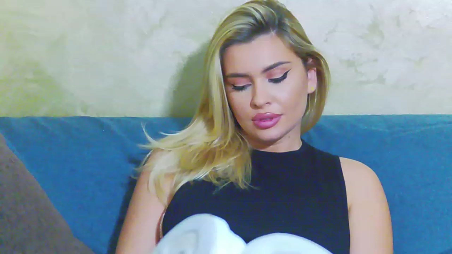 Gallery image thumbnail from EmilyLax's myfreecams stream on, 06/06/2023, 19:53 image 11 of 20