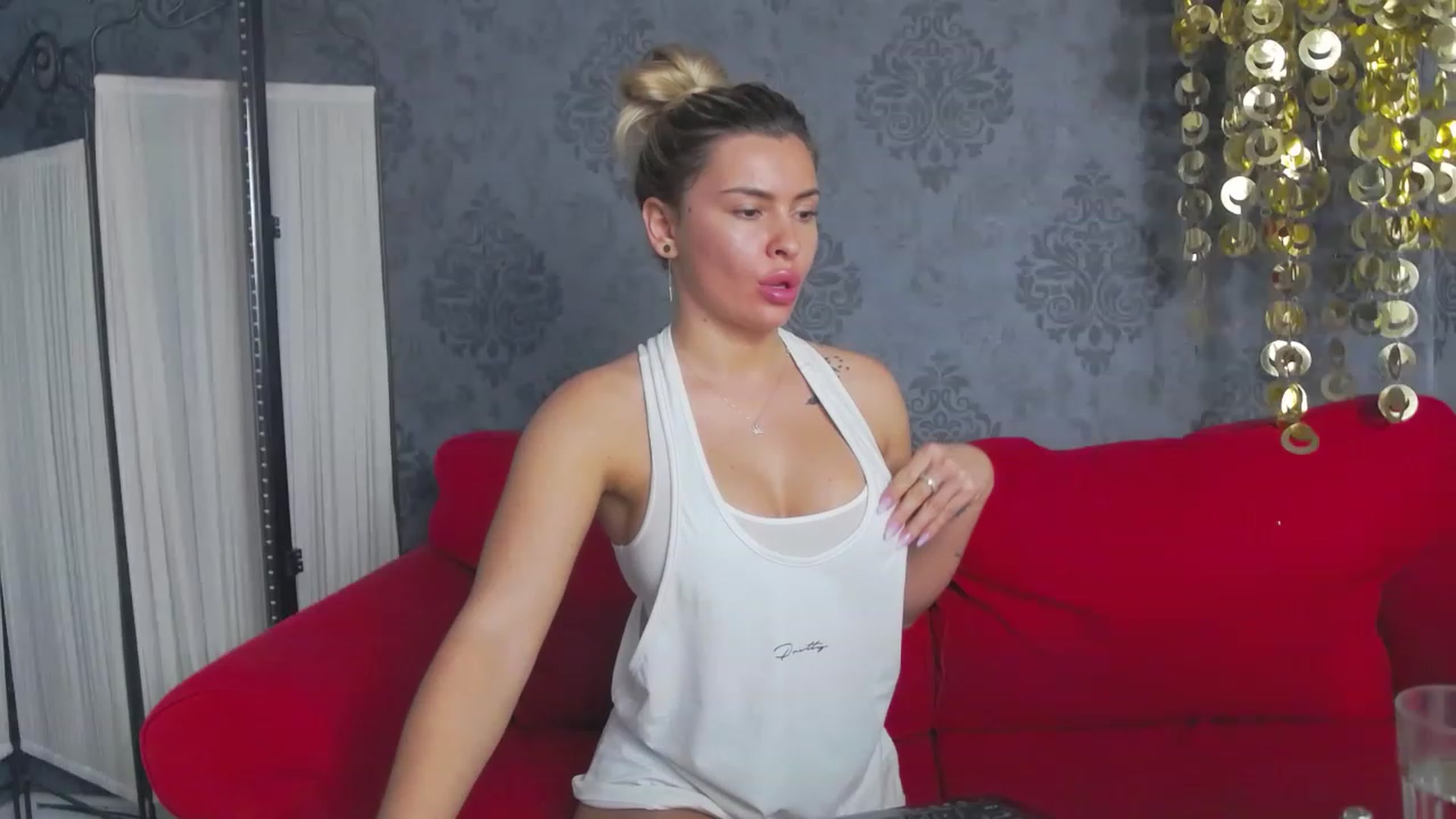 Gallery image thumbnail from EmilyLax's myfreecams stream on, 06/07/2023, 15:53 image 1 of 20