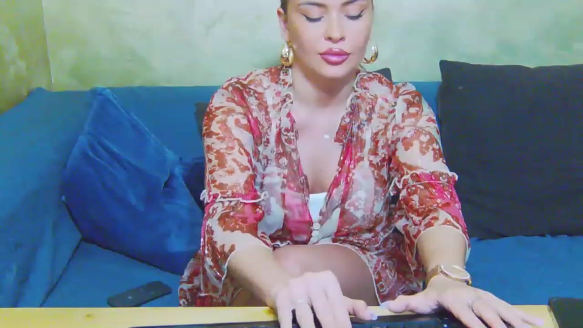 Gallery image thumbnail from EmilyLax's myfreecams stream on, 06/08/2023, 15:26 image 6 of 20
