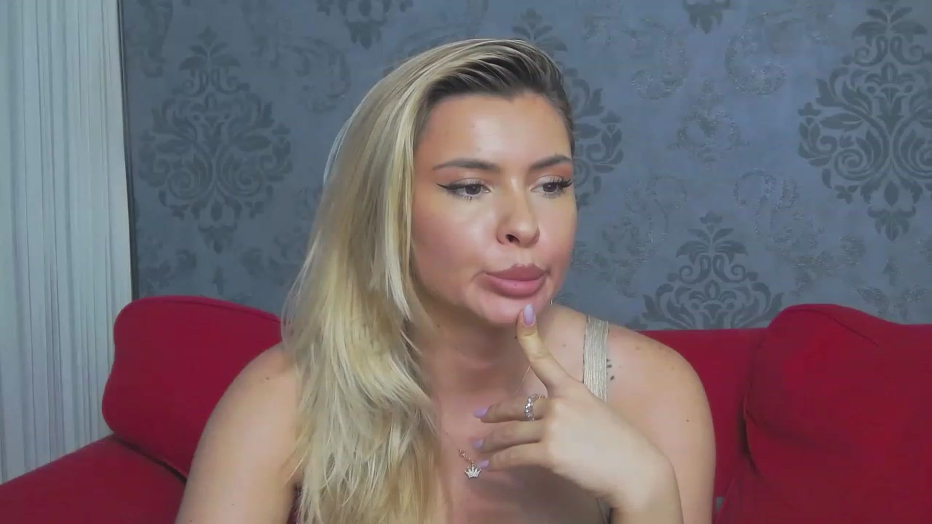 Gallery image thumbnail from EmilyLax's myfreecams stream on, 06/11/2023, 17:43 image 1 of 20