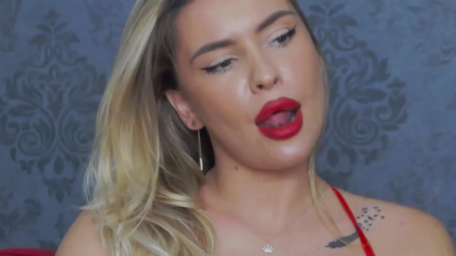 Gallery image thumbnail from EmilyLax's myfreecams stream on, 06/19/2023, 17:55 image 3 of 20