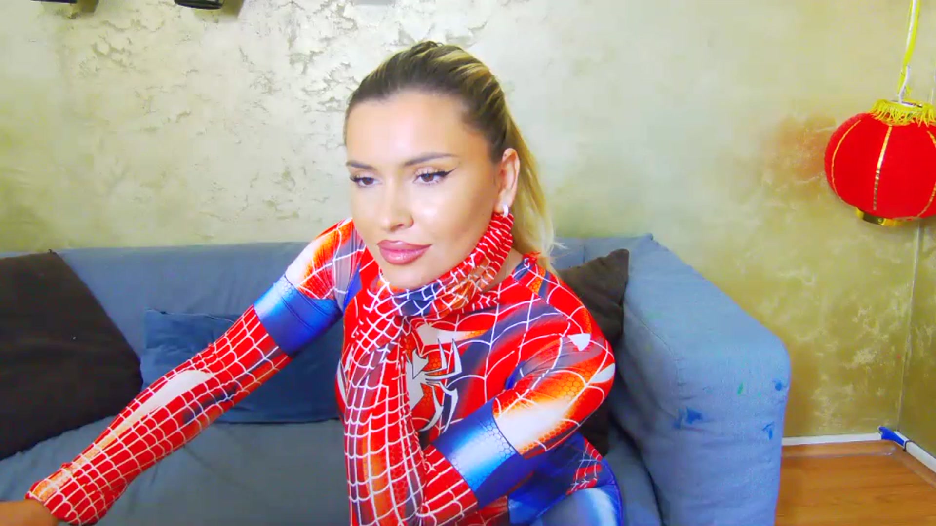 Gallery image thumbnail from EmilyLax's myfreecams stream on, 07/19/2023, 15:45 image 15 of 20