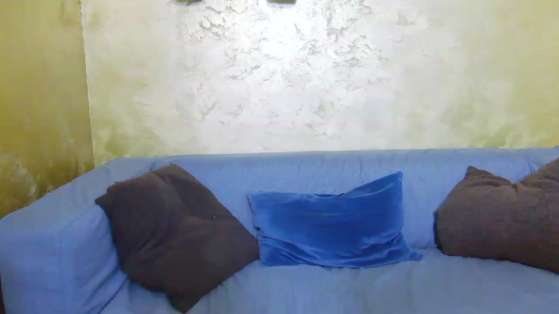 Gallery image thumbnail from EmilyLax's myfreecams stream on, 07/19/2023, 17:24 image 8 of 20