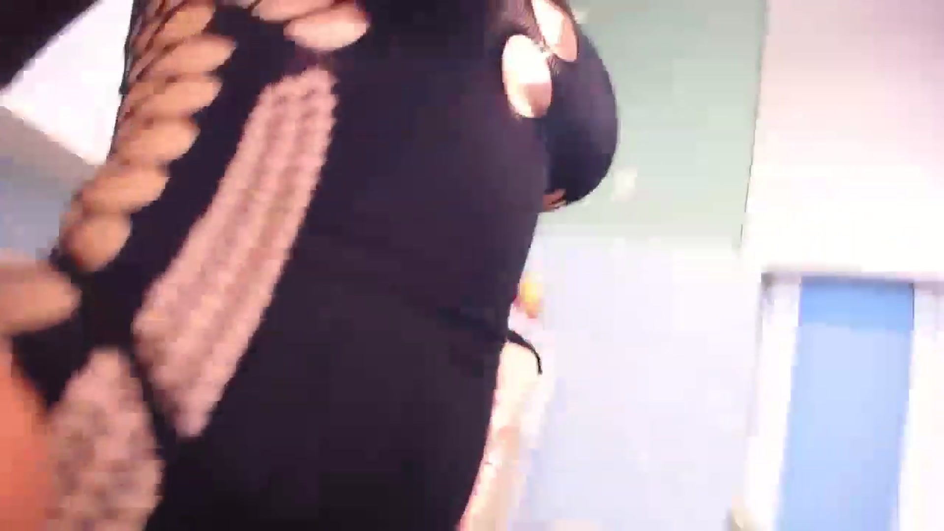 Gallery image thumbnail from EmilyLax's myfreecams stream on, 08/17/2023, 19:50 image 15 of 20