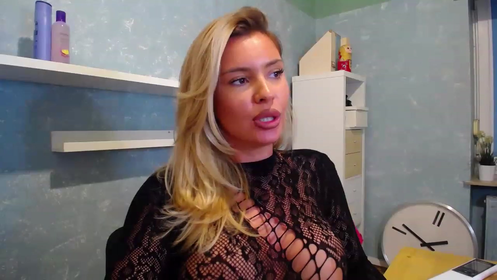 Gallery image thumbnail from EmilyLax's myfreecams stream on, 08/18/2023, 19:41 image 11 of 20