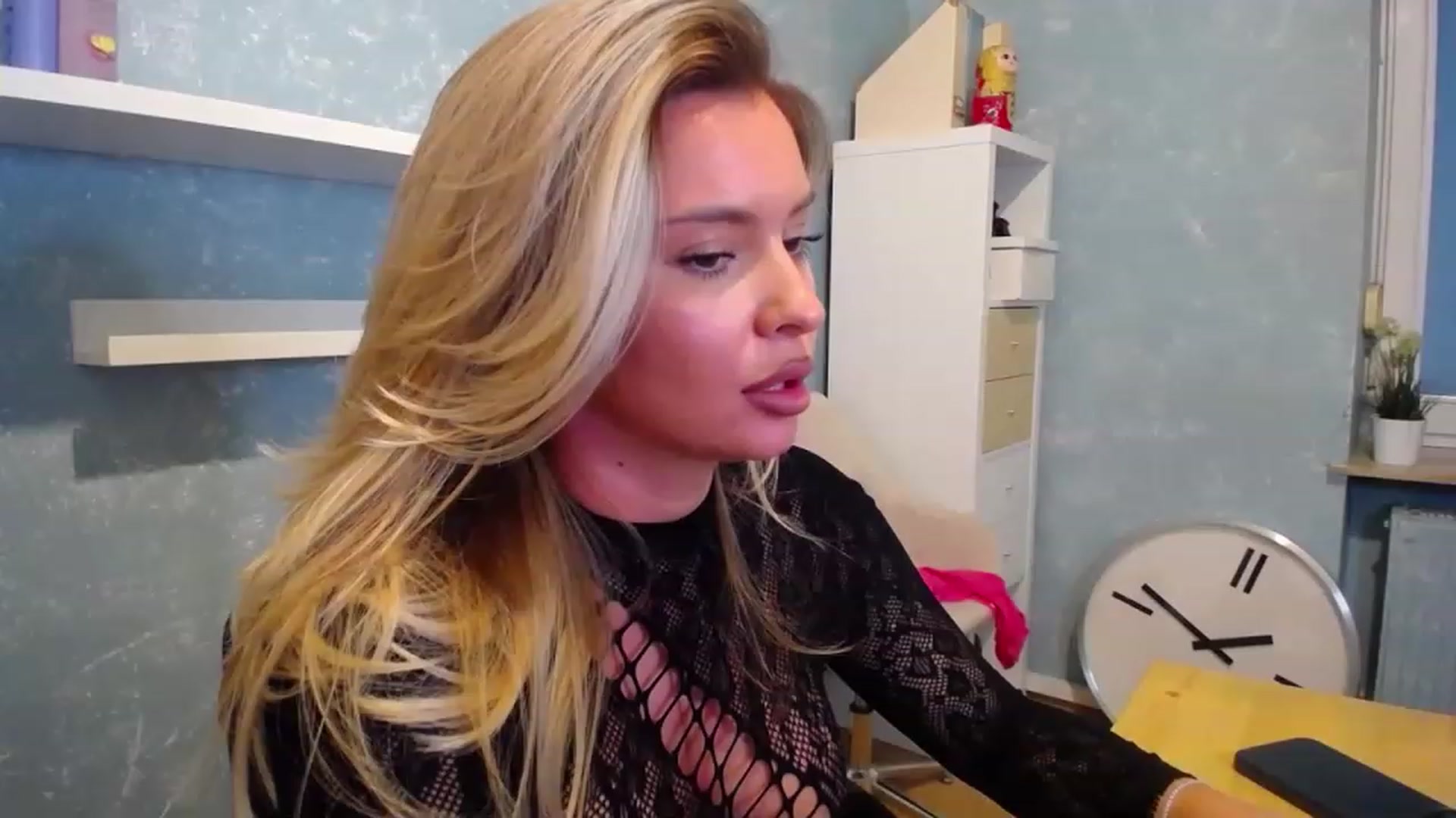 Gallery image thumbnail from EmilyLax's myfreecams stream on, 08/18/2023, 19:41 image 1 of 20