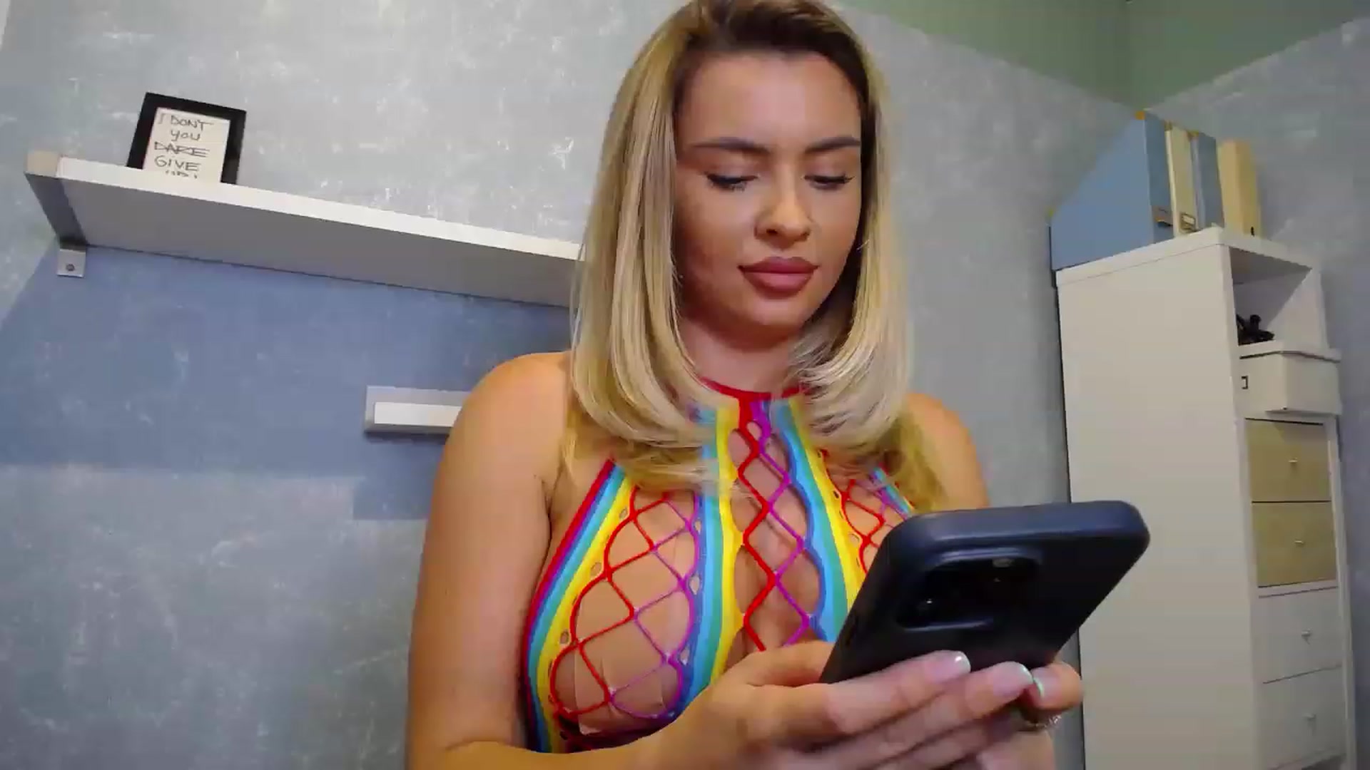 Gallery image thumbnail from EmilyLax's myfreecams stream on, 08/21/2023, 18:17 image 12 of 20