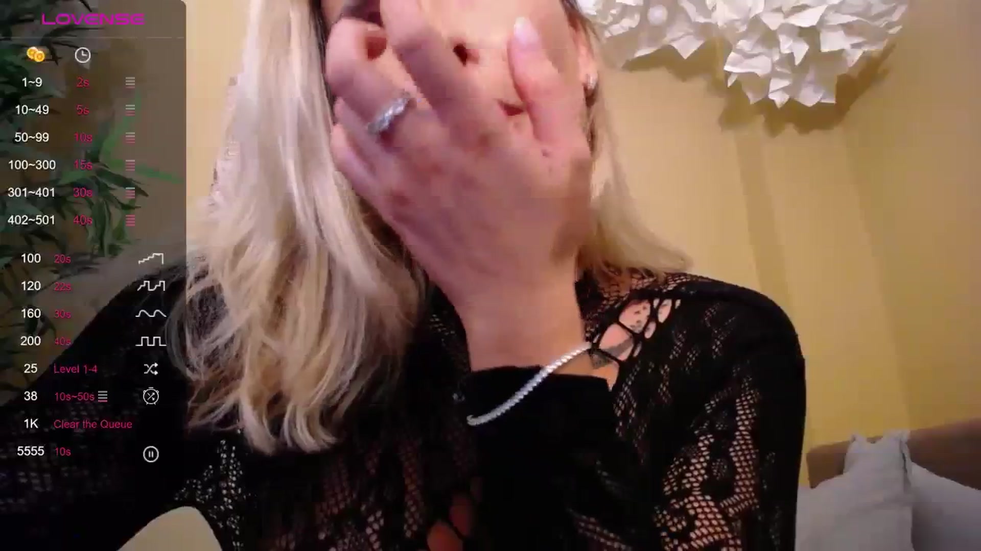 Gallery image thumbnail from EmilyLax's myfreecams stream on, 08/31/2023, 17:52 image 19 of 20