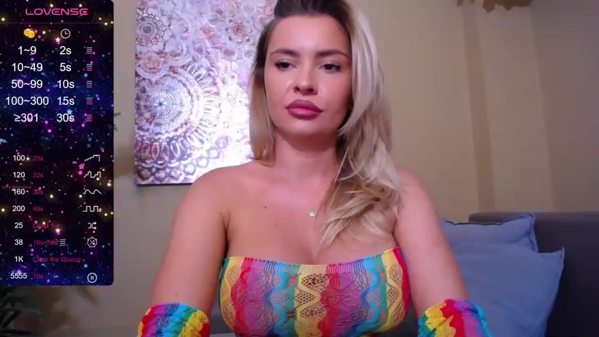 Gallery image thumbnail from EmilyLax's myfreecams stream on, 09/03/2023, 18:44 image 12 of 20