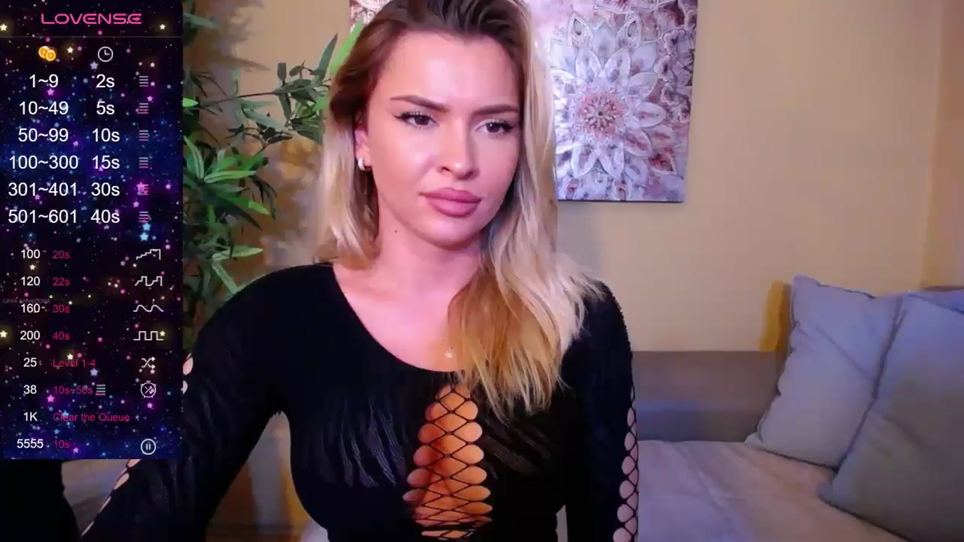 Gallery image thumbnail from EmilyLax's myfreecams stream on, 09/06/2023, 18:21 image 1 of 20