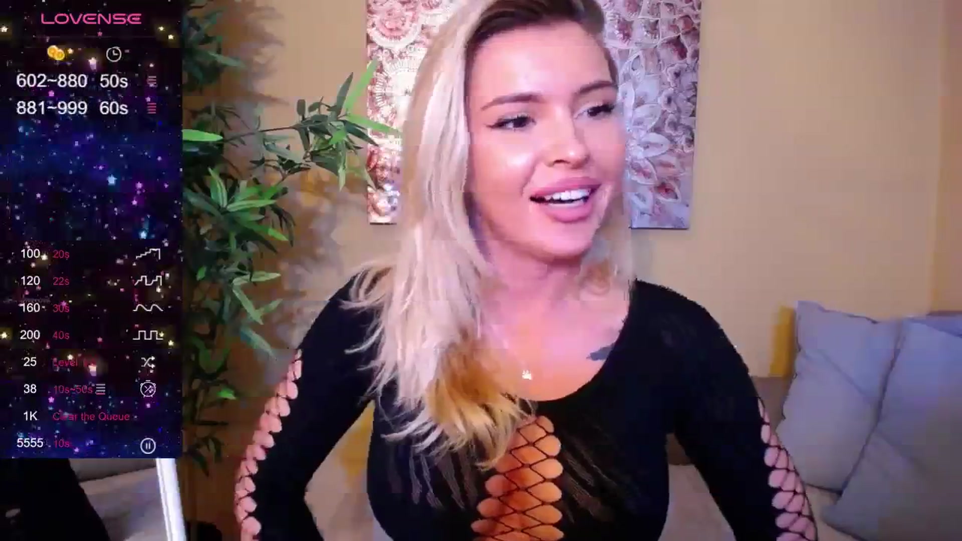 Gallery image thumbnail from EmilyLax's myfreecams stream on, 09/06/2023, 18:21 image 12 of 20