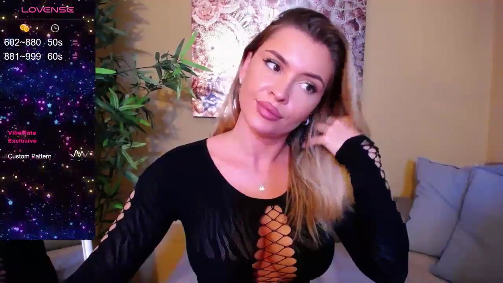 Gallery image thumbnail from EmilyLax's myfreecams stream on, 09/06/2023, 18:21 image 14 of 20