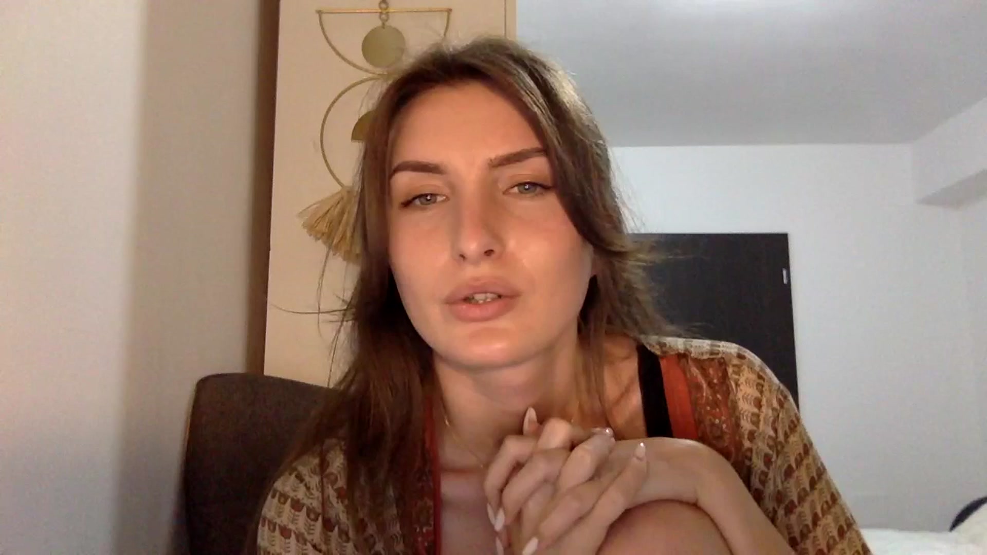 Gallery image thumbnail from EmilyNParis's myfreecams stream on, 04/28/2024, 19:09 image 4 of 20