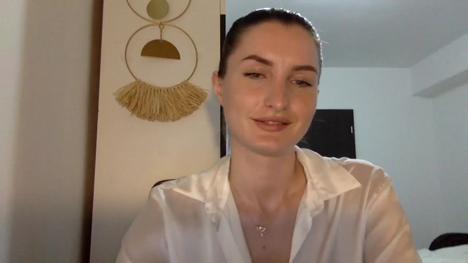 Gallery image thumbnail from EmilyNParis's myfreecams stream on, 05/03/2024, 20:33 image 12 of 20