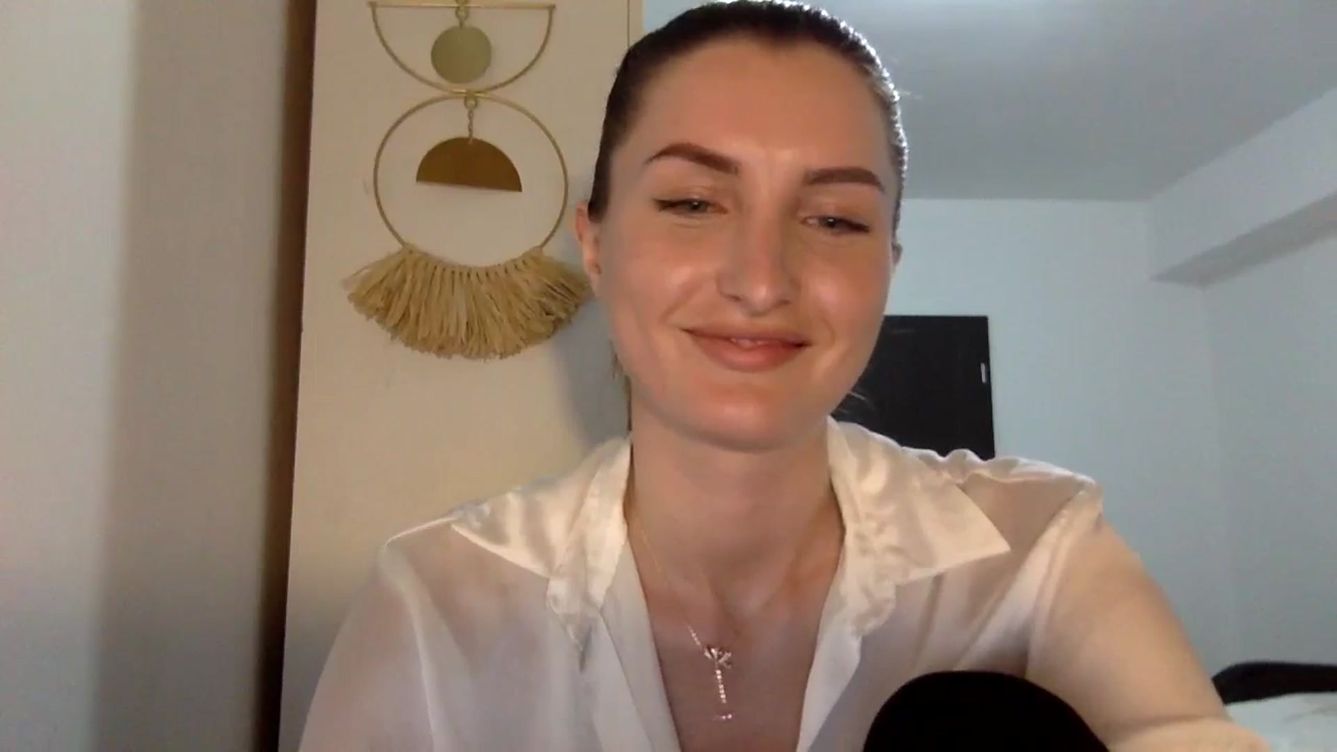 Gallery image thumbnail from EmilyNParis's myfreecams stream on, 05/03/2024, 20:33 image 8 of 20