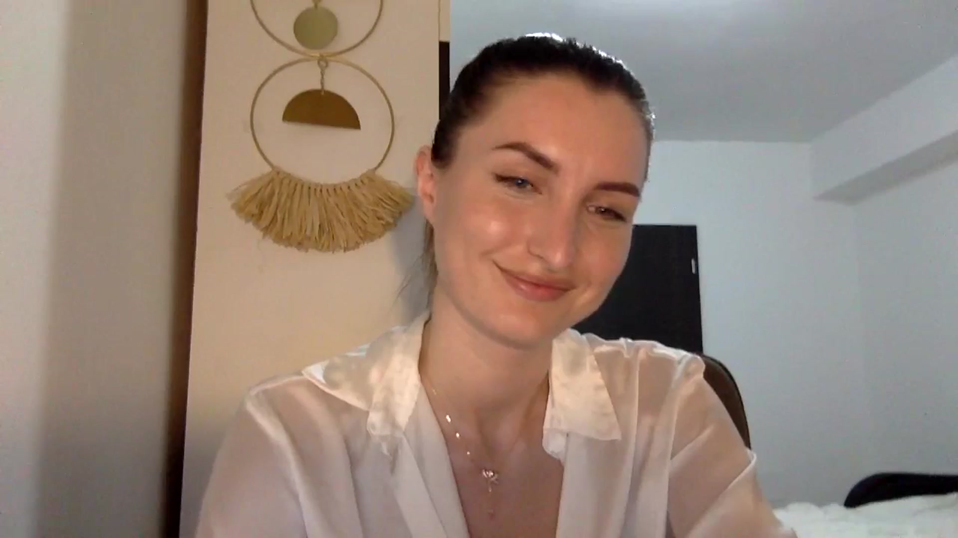 Gallery image thumbnail from EmilyNParis's myfreecams stream on, 05/03/2024, 20:51 image 17 of 20