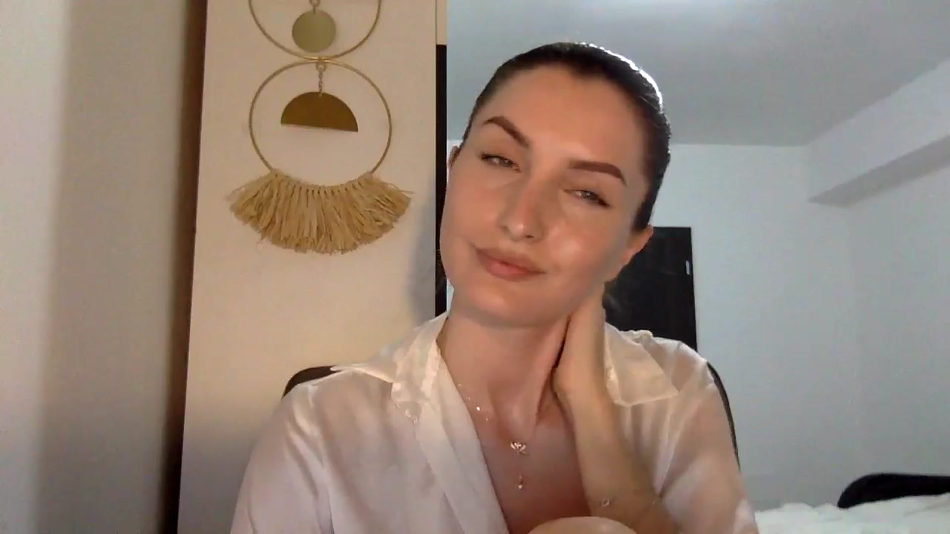 Gallery image thumbnail from EmilyNParis's myfreecams stream on, 05/03/2024, 20:51 image 5 of 20