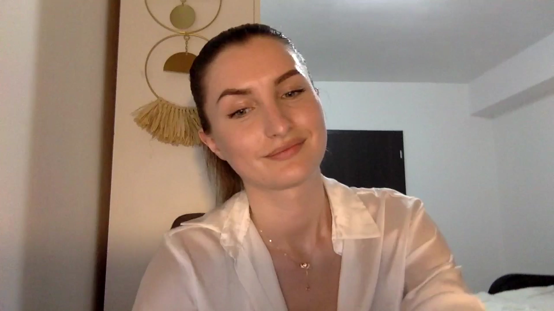 Gallery image thumbnail from EmilyNParis's myfreecams stream on, 05/03/2024, 20:51 image 11 of 20
