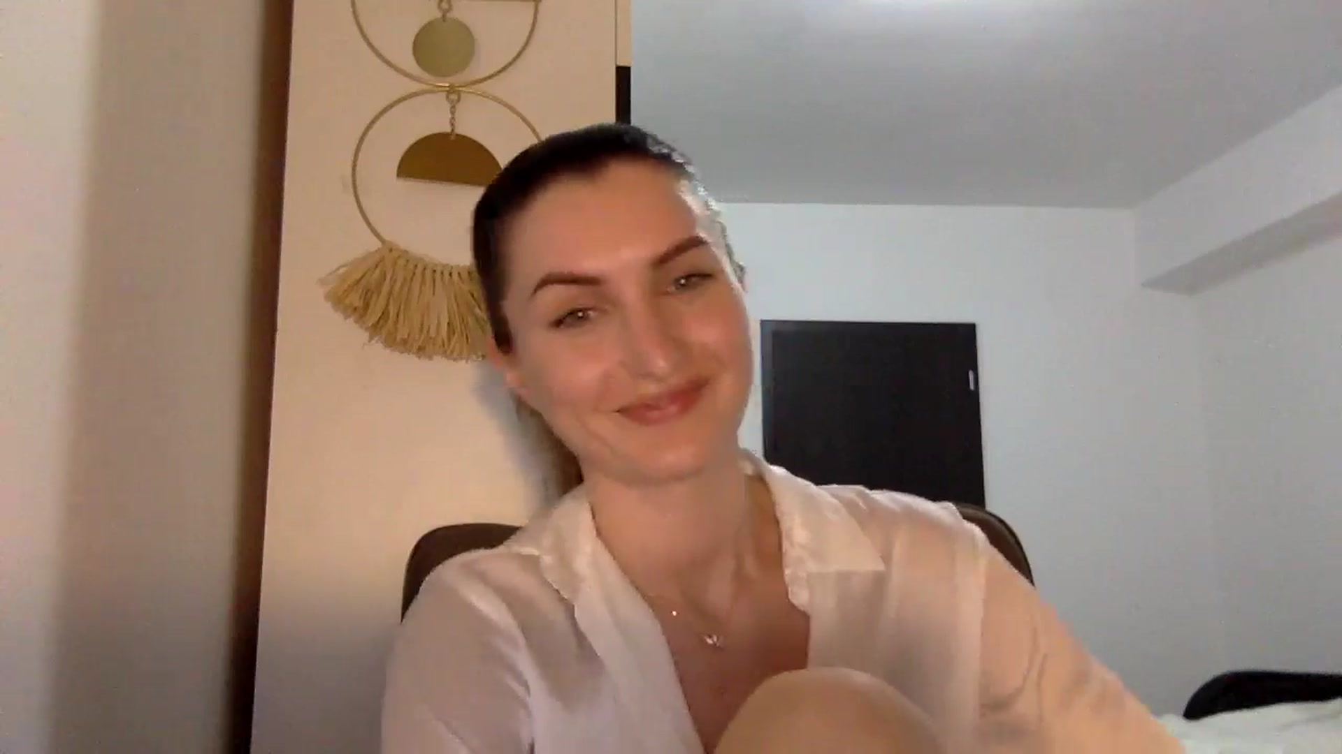 Gallery image thumbnail from EmilyNParis's myfreecams stream on, 05/03/2024, 20:51 image 8 of 20