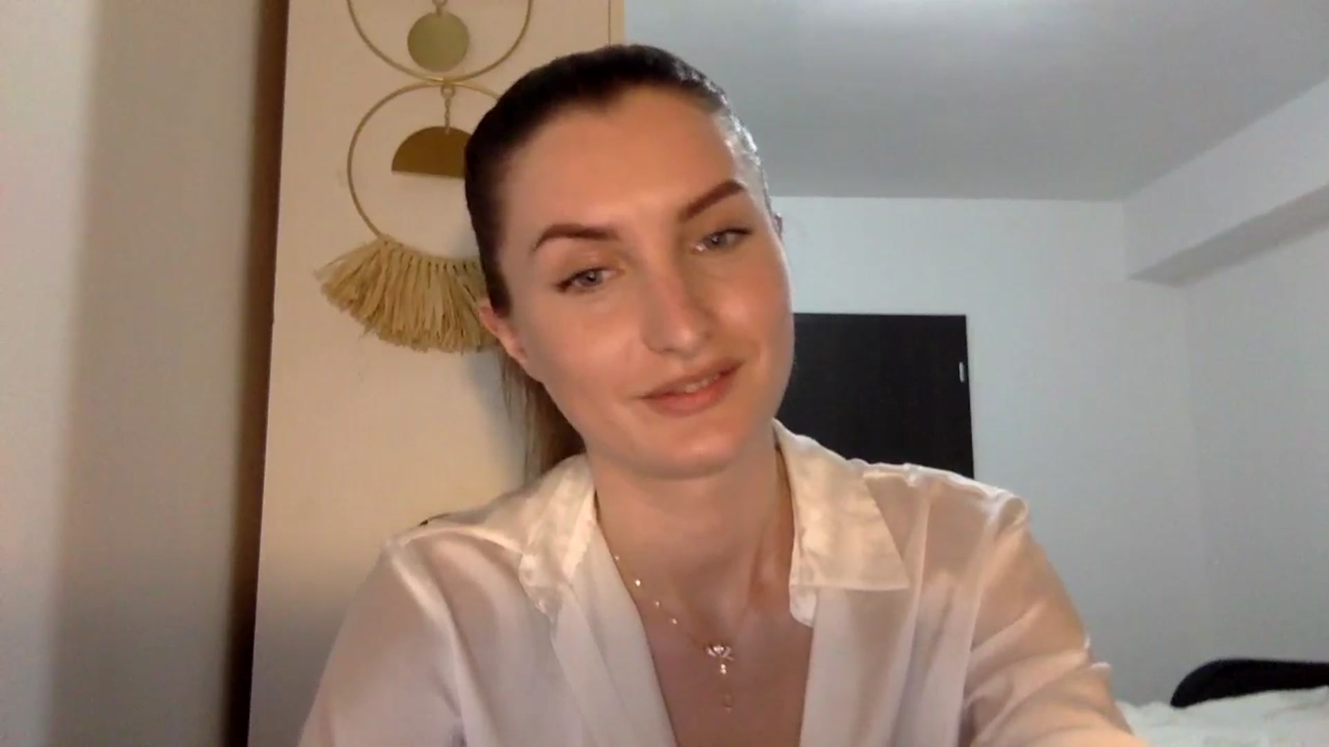 Gallery image thumbnail from EmilyNParis's myfreecams stream on, 05/03/2024, 20:51 image 10 of 20
