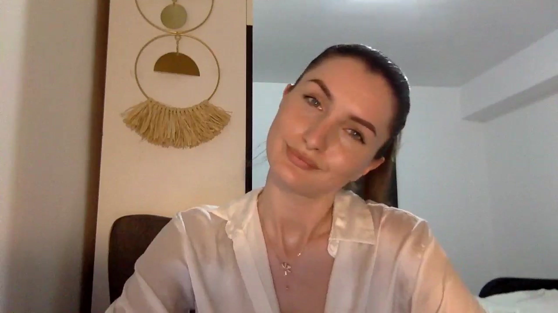 Gallery image thumbnail from EmilyNParis's myfreecams stream on, 05/03/2024, 20:51 image 3 of 20