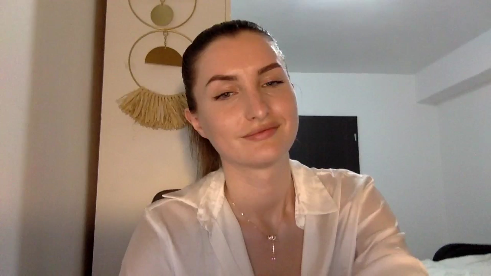 Gallery image thumbnail from EmilyNParis's myfreecams stream on, 05/03/2024, 20:51 image 12 of 20
