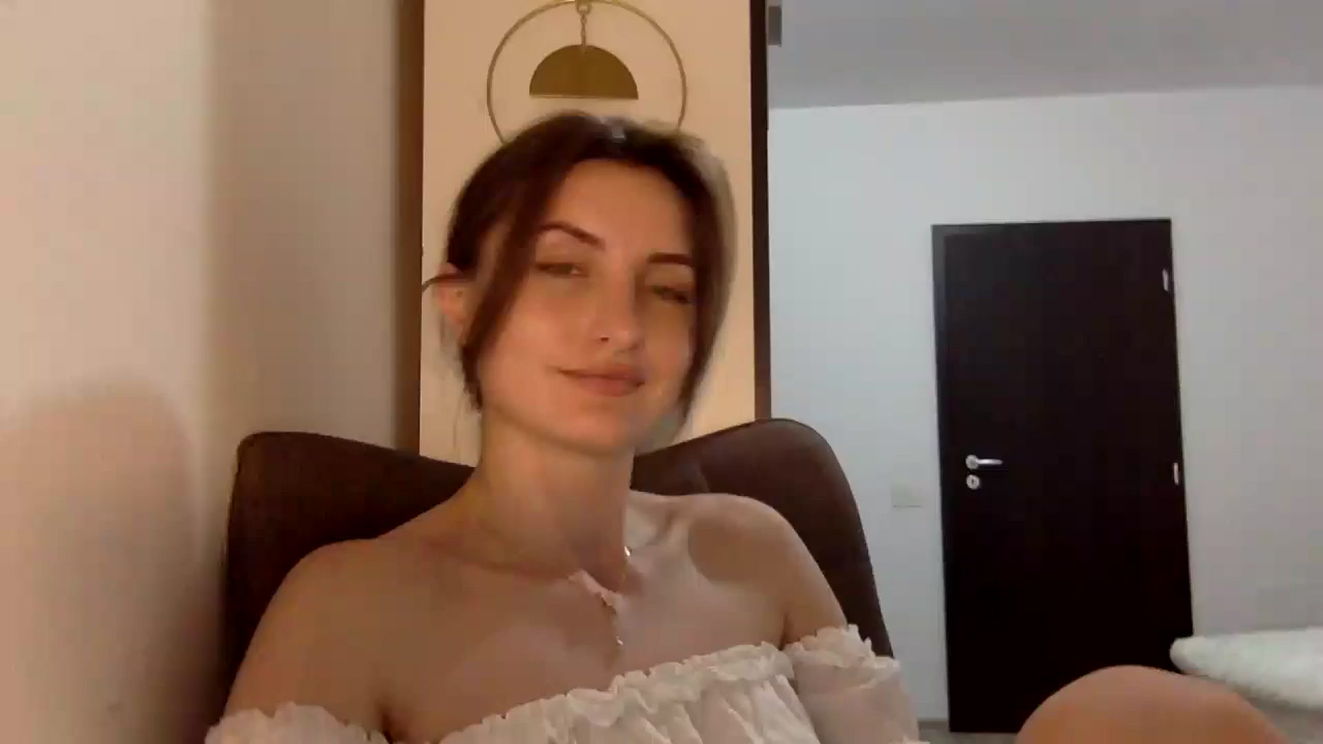 Gallery image thumbnail from EmilyNParis's myfreecams stream on, 05/04/2024, 23:01 image 19 of 20
