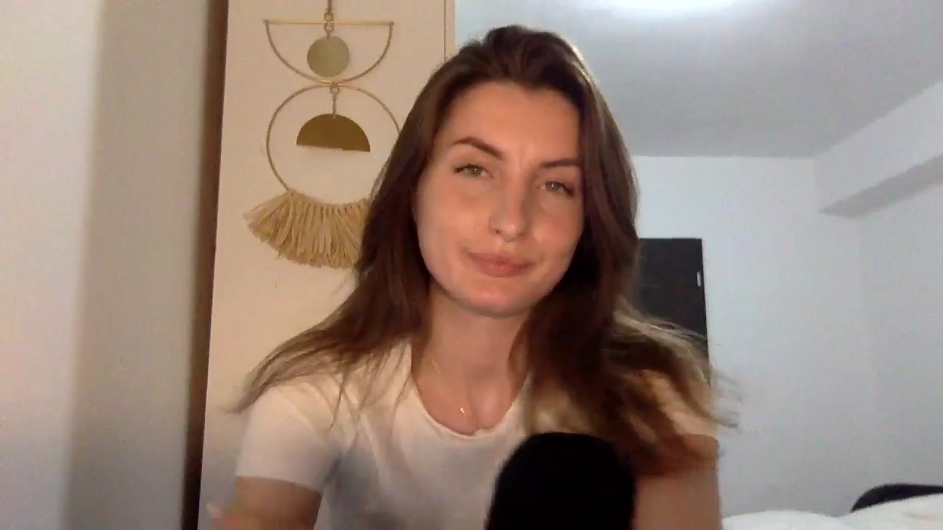 Gallery image thumbnail from EmilyNParis's myfreecams stream on, 05/10/2024, 20:55 image 11 of 20