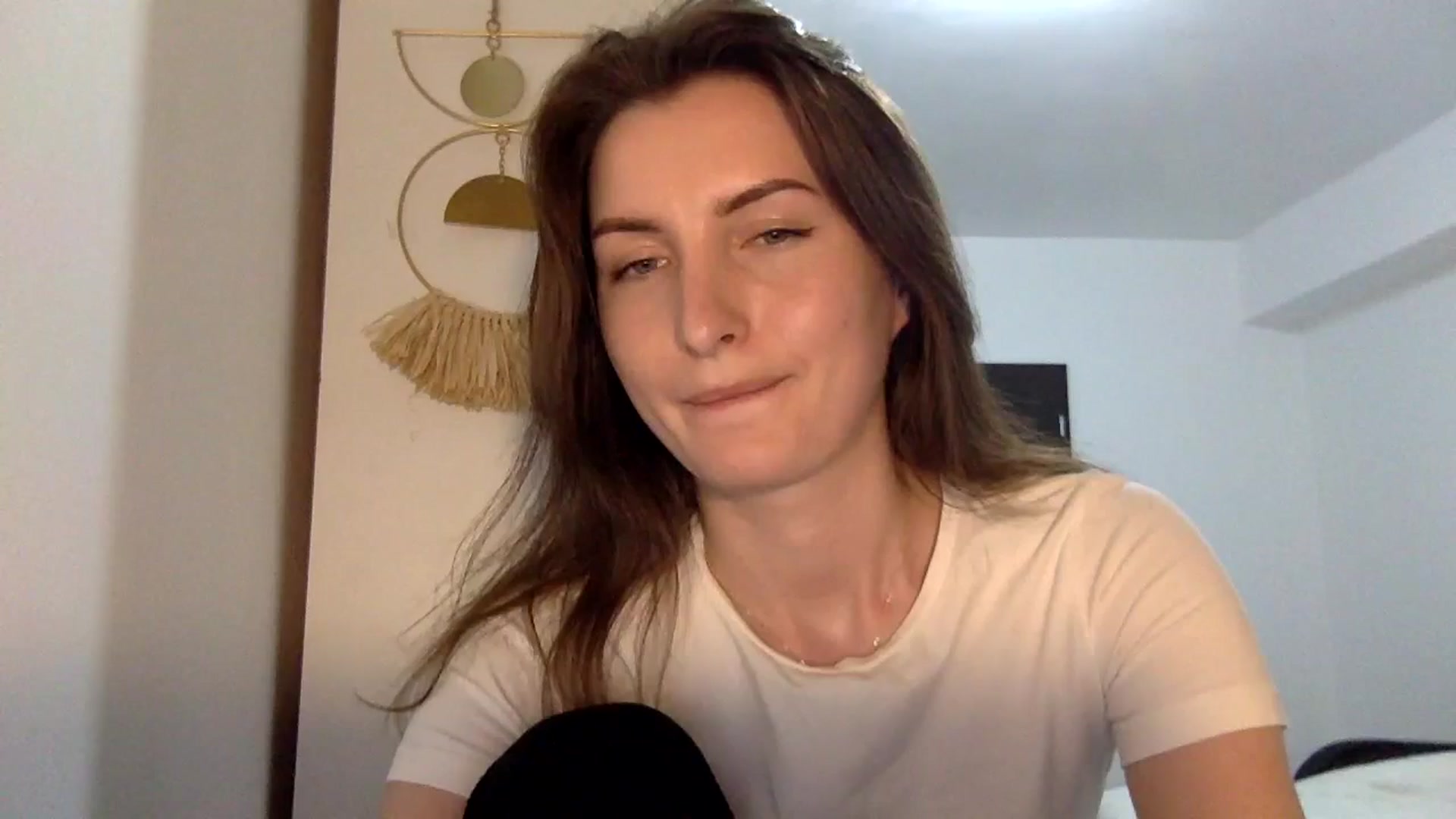 Gallery image thumbnail from EmilyNParis's myfreecams stream on, 05/10/2024, 21:27 image 4 of 20