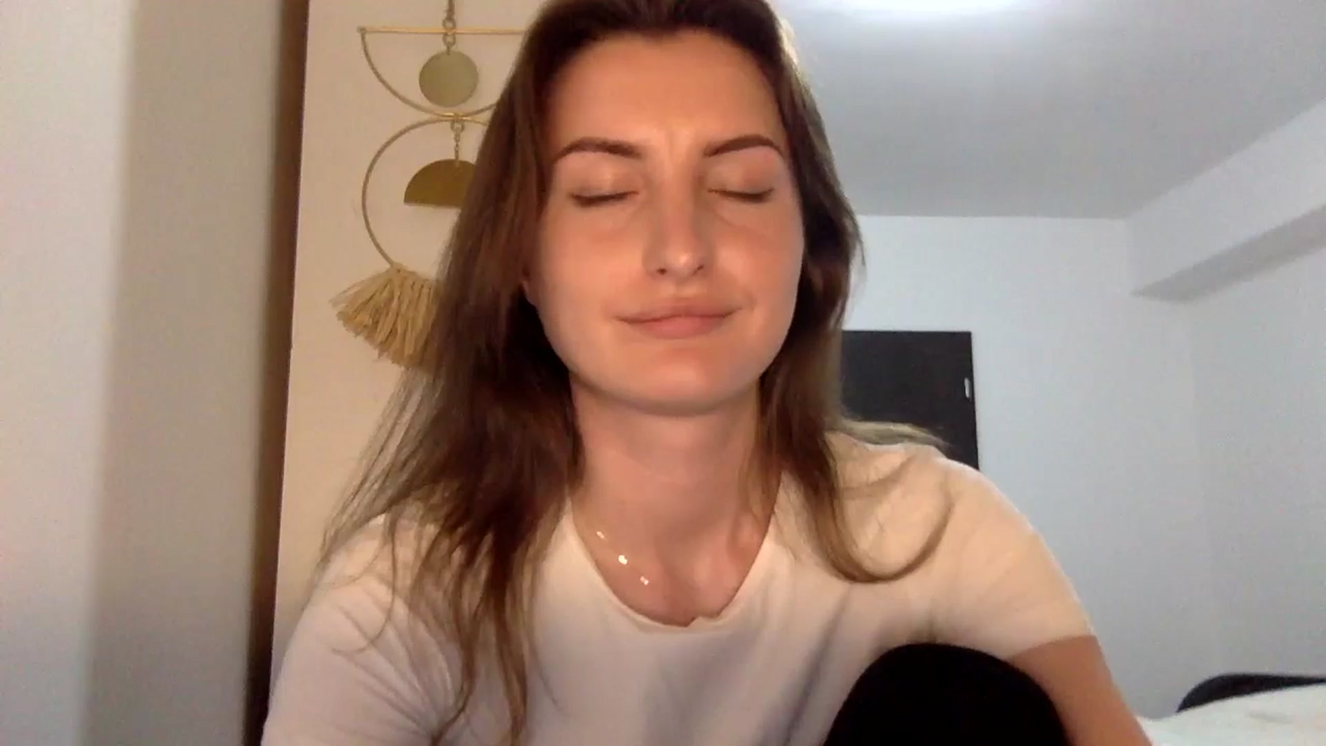 Gallery image thumbnail from EmilyNParis's myfreecams stream on, 05/10/2024, 21:27 image 6 of 20