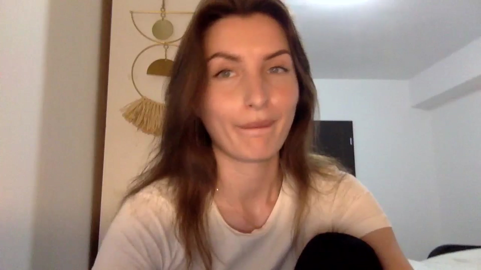 Gallery image thumbnail from EmilyNParis's myfreecams stream on, 05/10/2024, 21:27 image 10 of 20