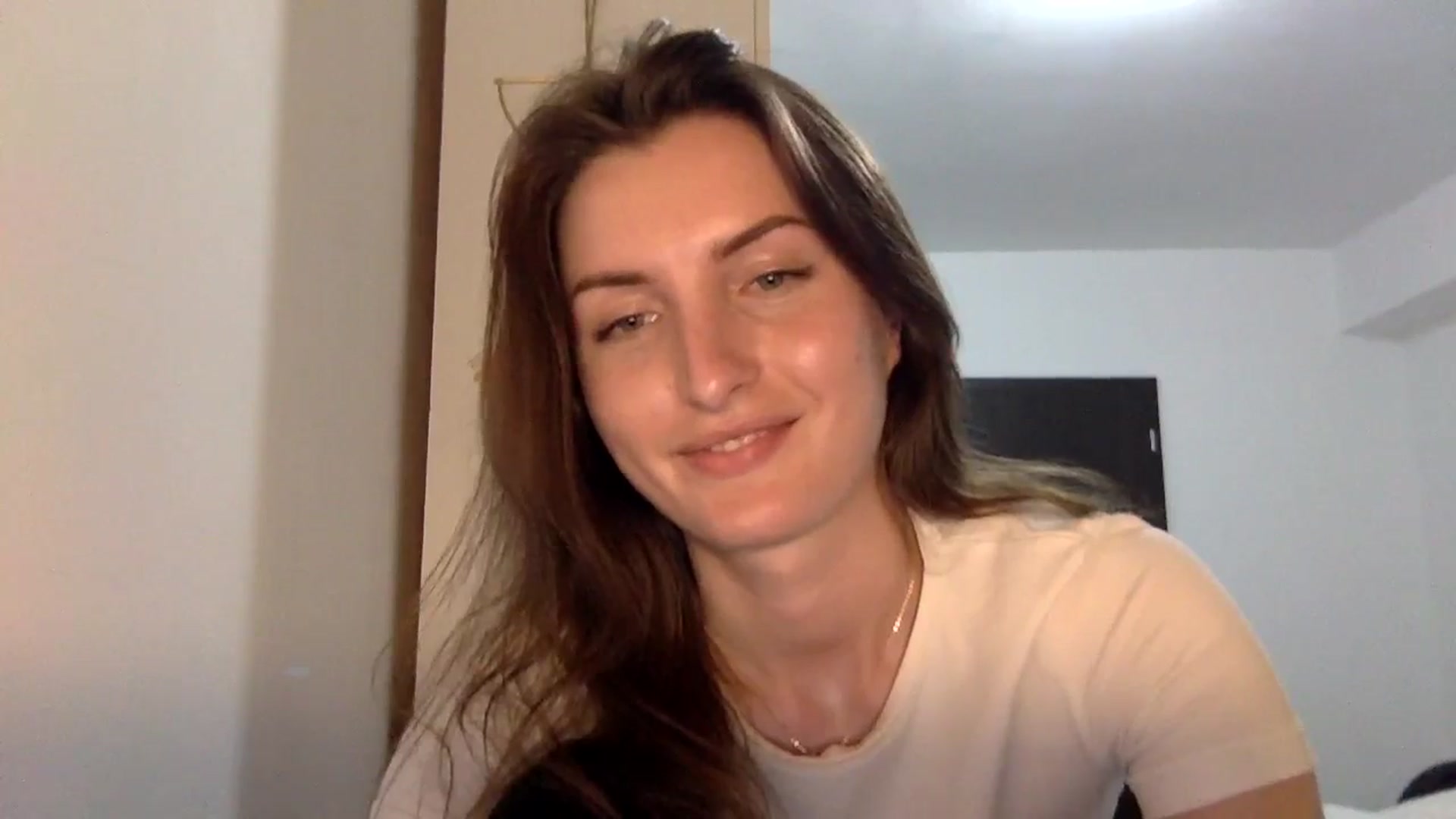 Gallery image thumbnail from EmilyNParis's myfreecams stream on, 05/10/2024, 23:38 image 15 of 20
