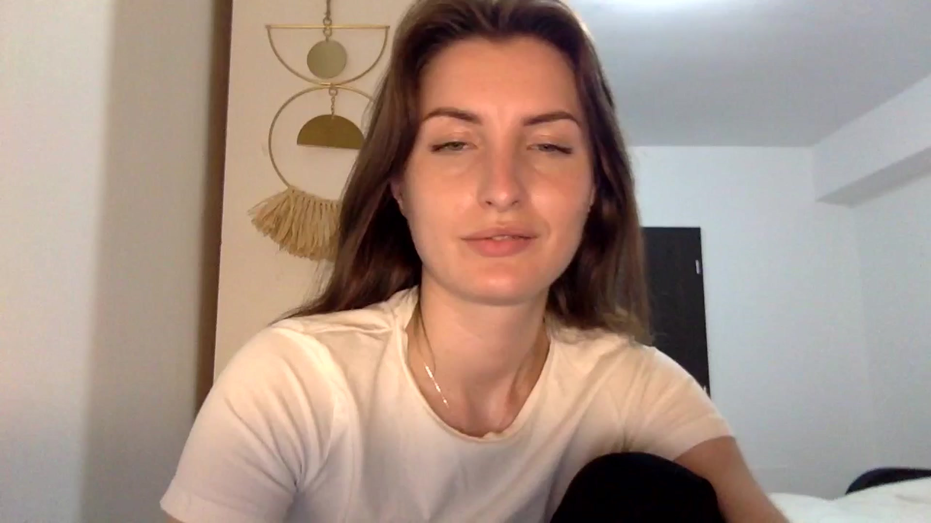 Gallery image thumbnail from EmilyNParis's myfreecams stream on, 05/11/2024, 24:19 image 1 of 20