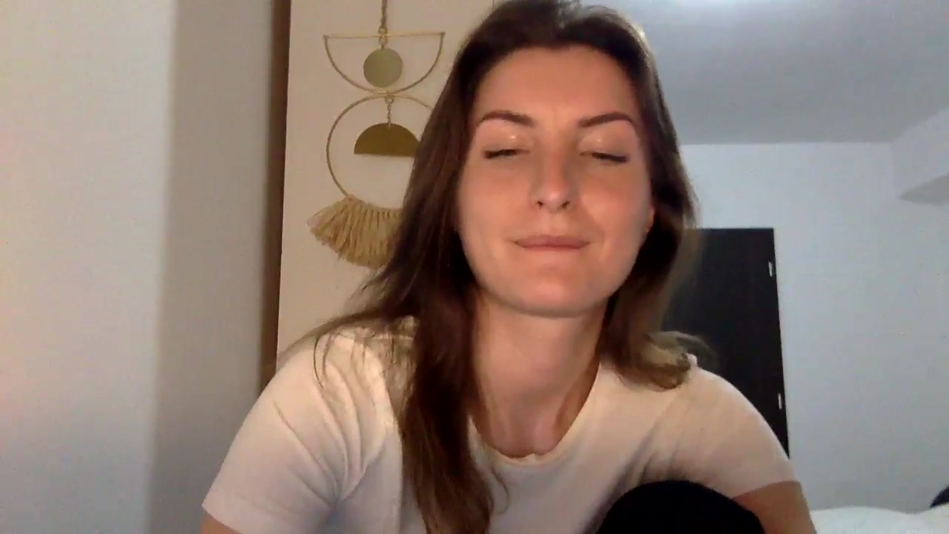 Gallery image thumbnail from EmilyNParis's myfreecams stream on, 05/11/2024, 24:35 image 9 of 20