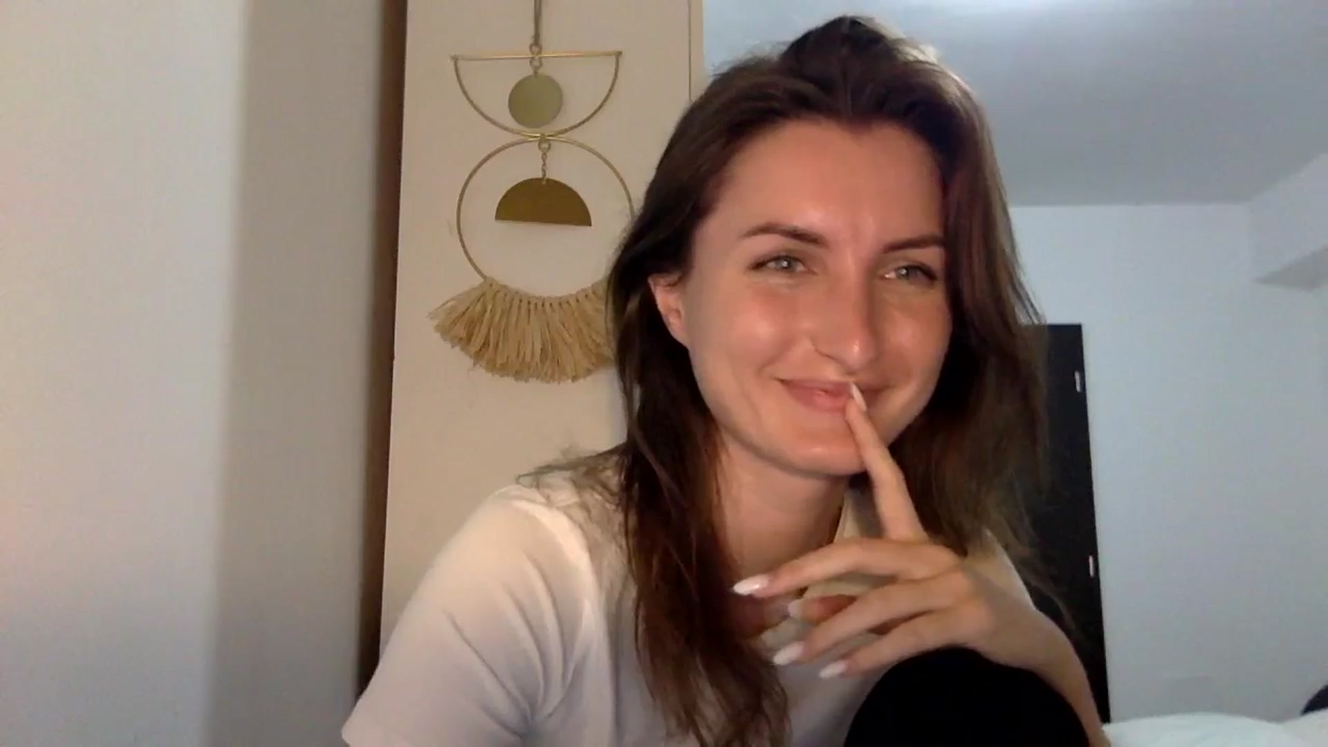 Gallery image thumbnail from EmilyNParis's myfreecams stream on, 05/11/2024, 24:35 image 13 of 20