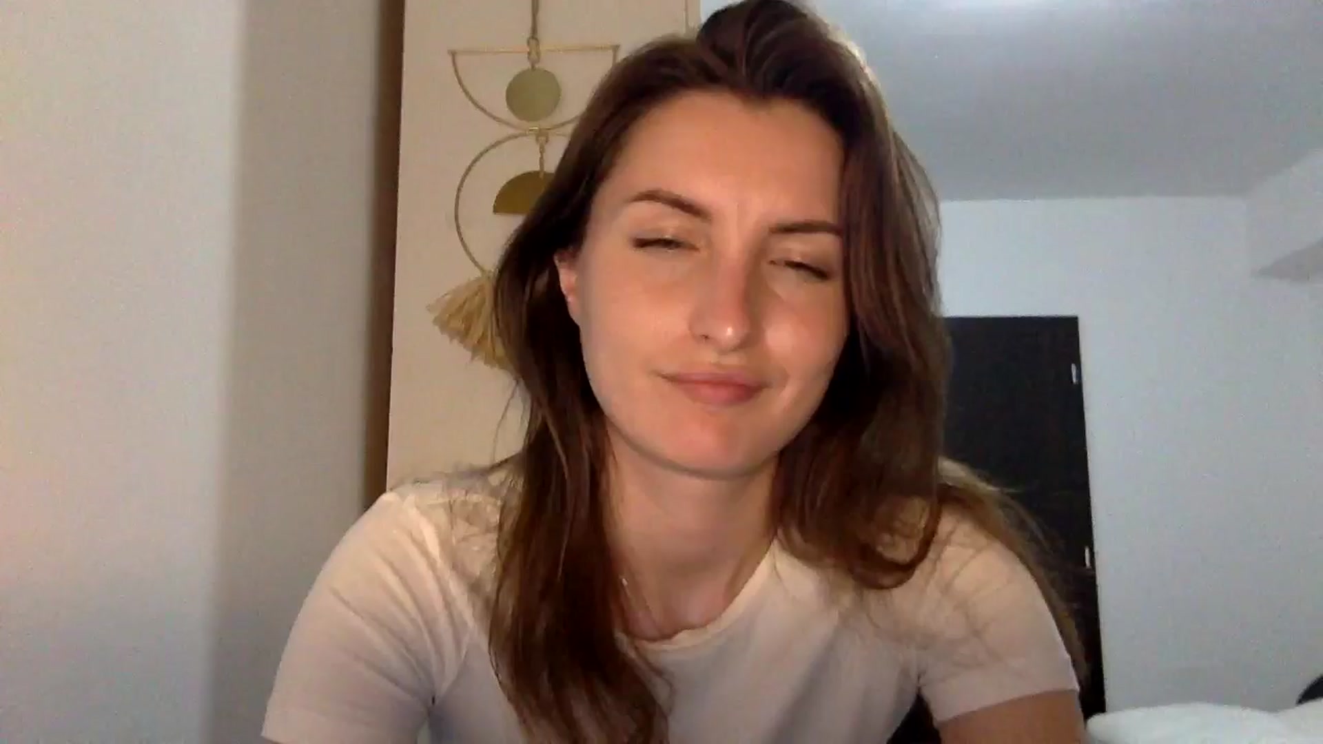 Gallery image thumbnail from EmilyNParis's myfreecams stream on, 05/11/2024, 24:35 image 14 of 20